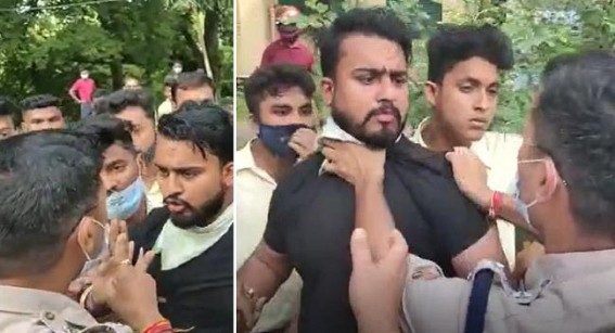 Netizens applaud SDPO Ramesh Yadav for his stern action against Ruling Party Hooligans in MBB College Campus : Eccentric Yuva Morcha leader Raghu Lodh got a tight Slap Netizens applaud SDPO Ramesh Yadav for his stern action against Ruling Party Hooligans in MBB College Campus : Eccentric Yuva Morcha leader Raghu Lodh got a tight Slap
